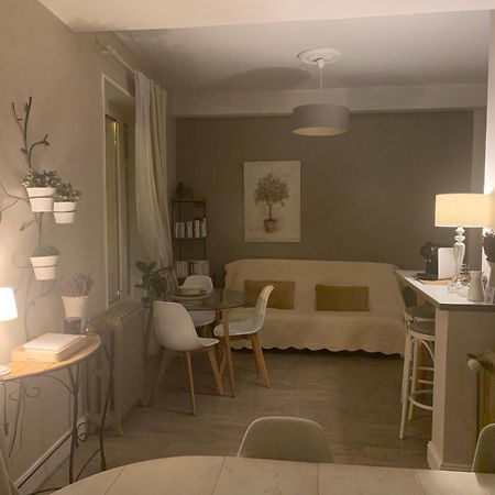 Le Clos De La Tour Ngoại thất bức ảnh